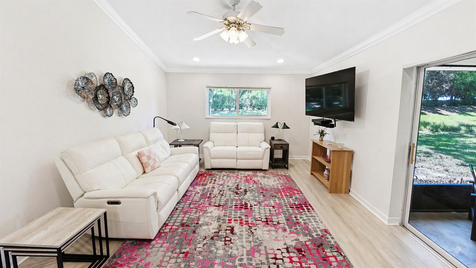 5277 Indian Ocean Loop Property Photo 16