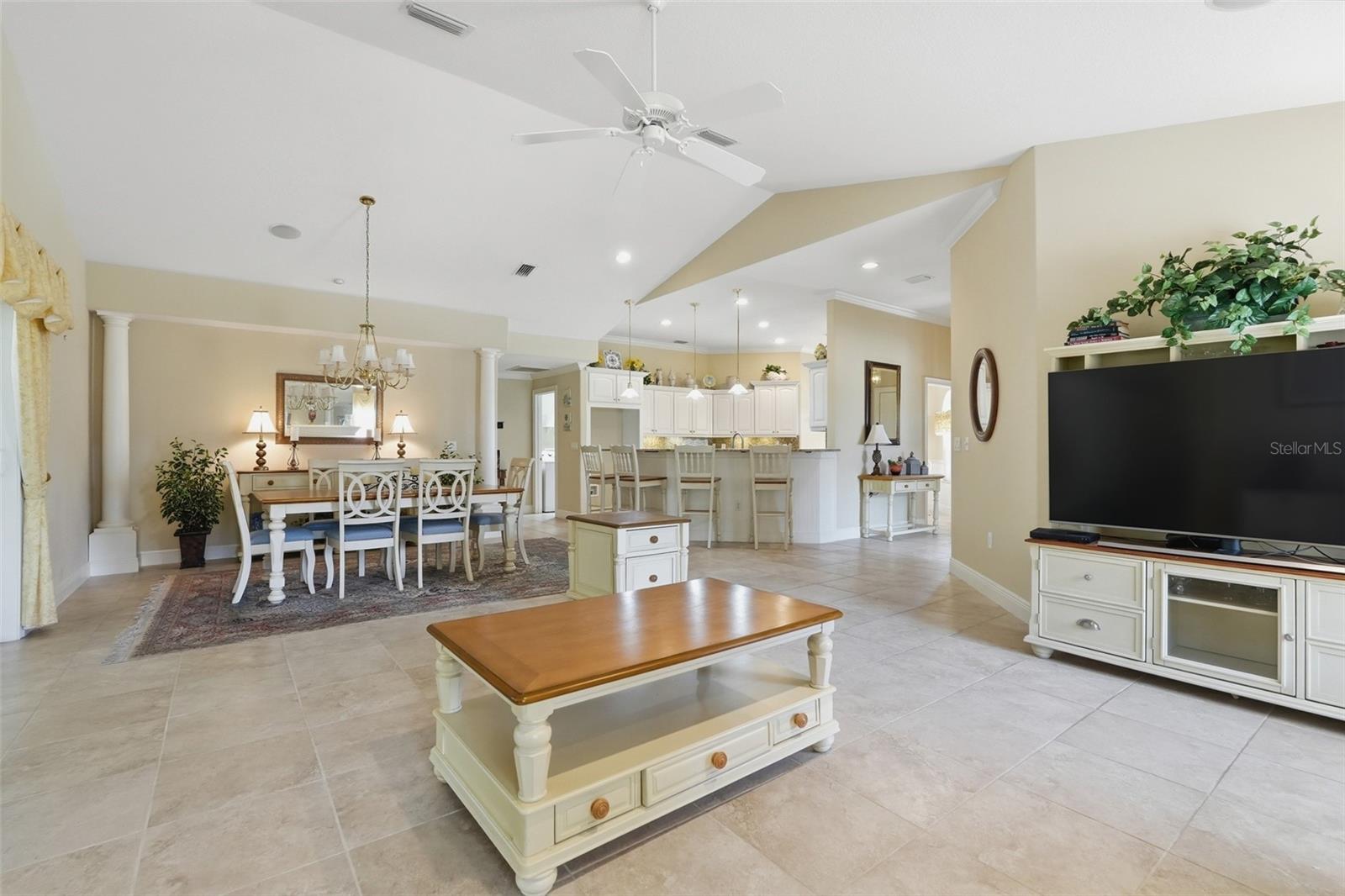 5013 Harbor Hts Property Photo 13