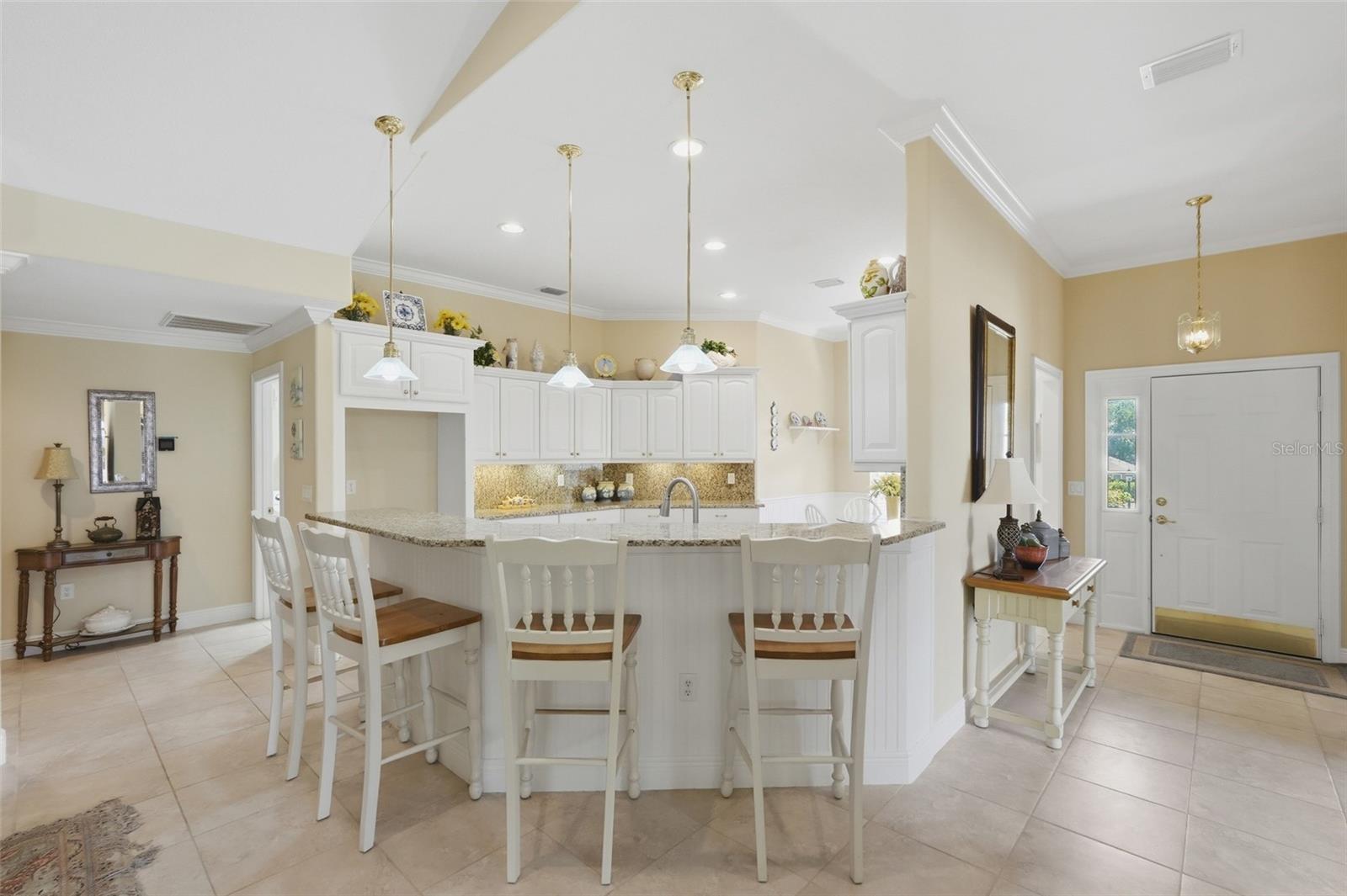 5013 Harbor Hts Property Photo 16