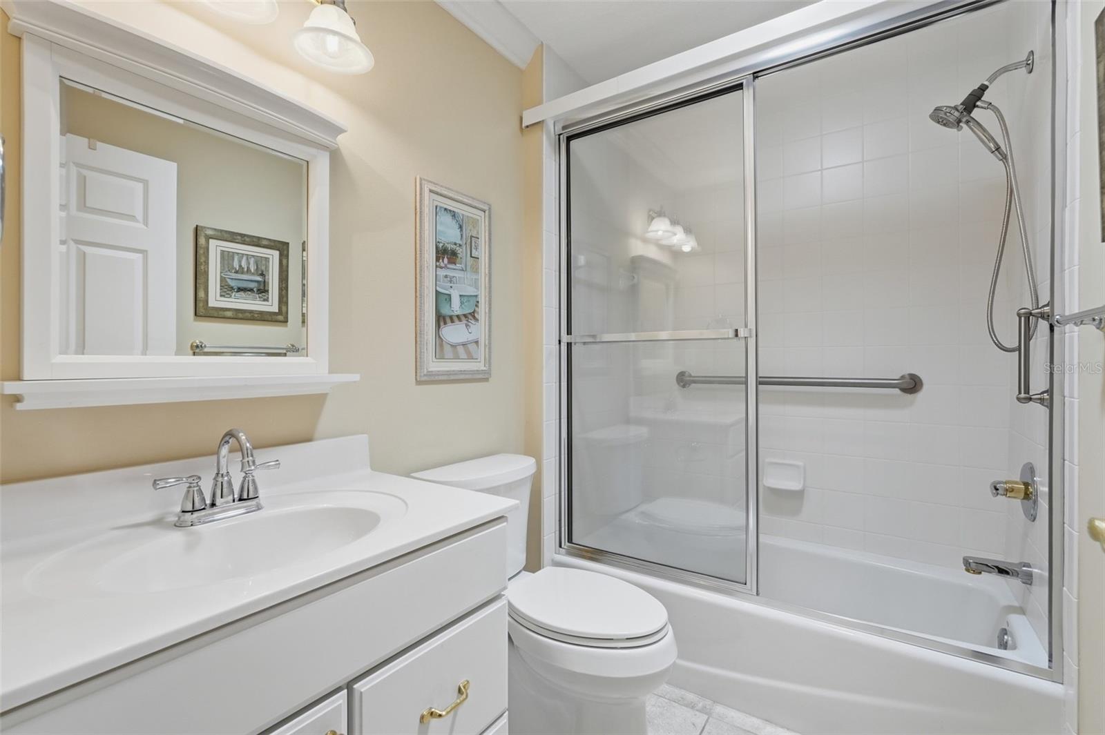5013 Harbor Hts Property Photo 30