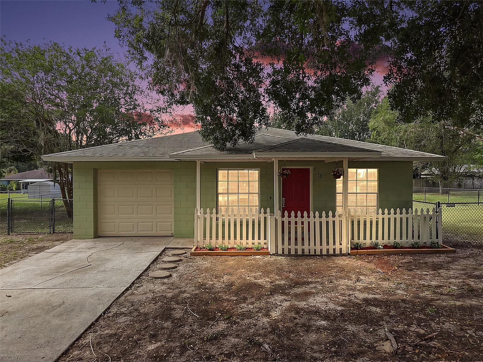 610 Palmetto Dr Property Photo 1