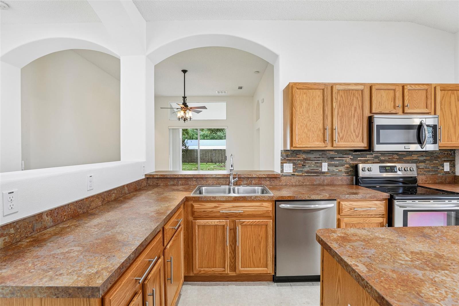 30254 Pga Dr Property Photo 6