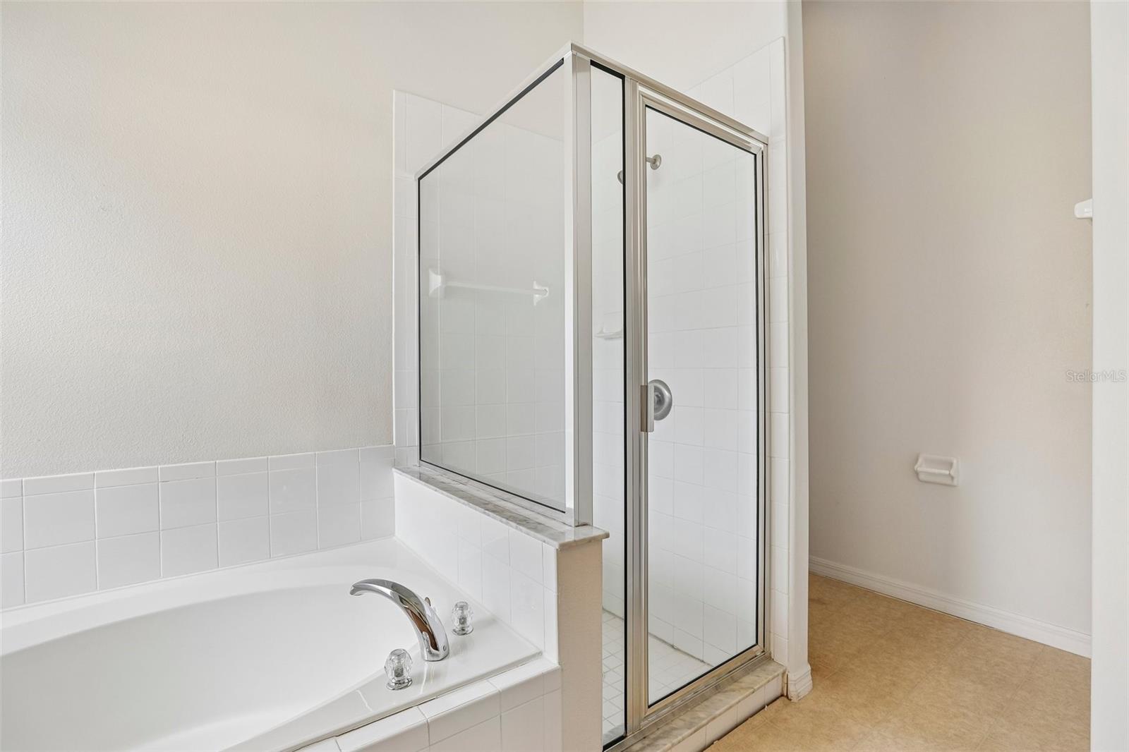 30254 Pga Dr Property Photo 24