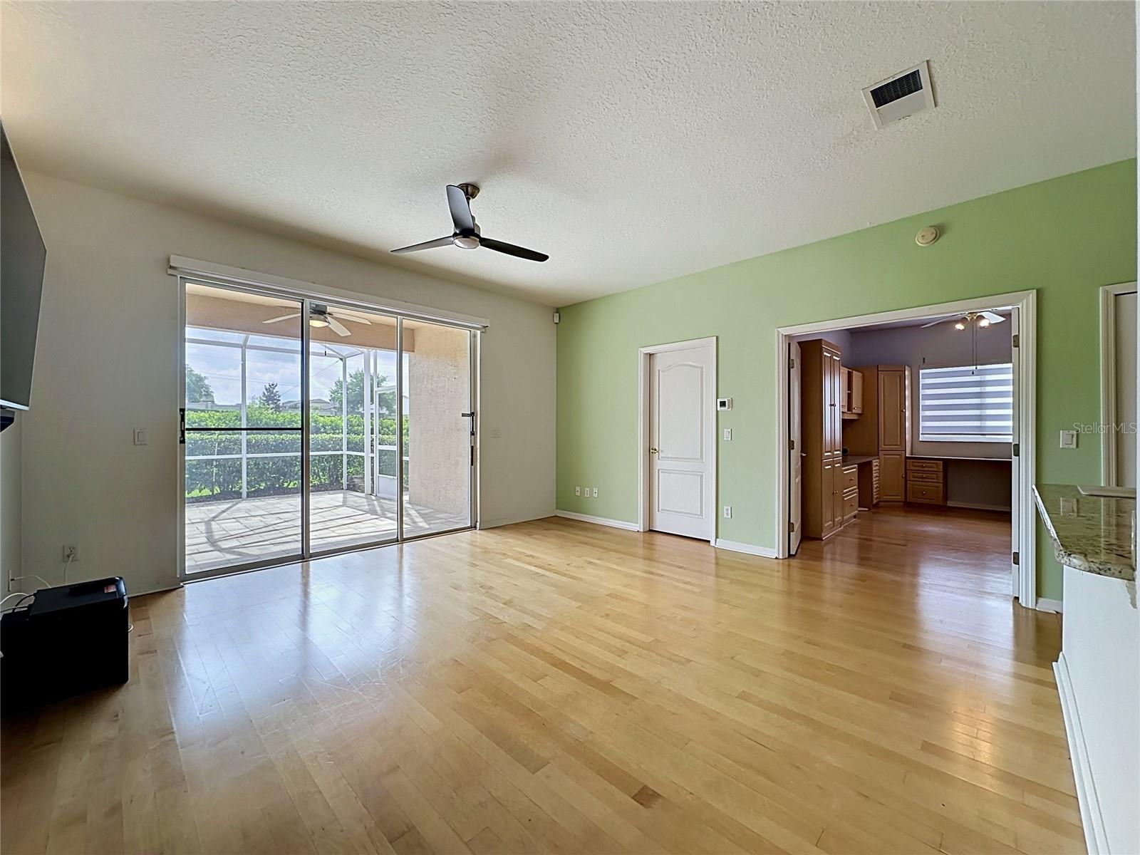 4127 Kingsley St Property Photo 15