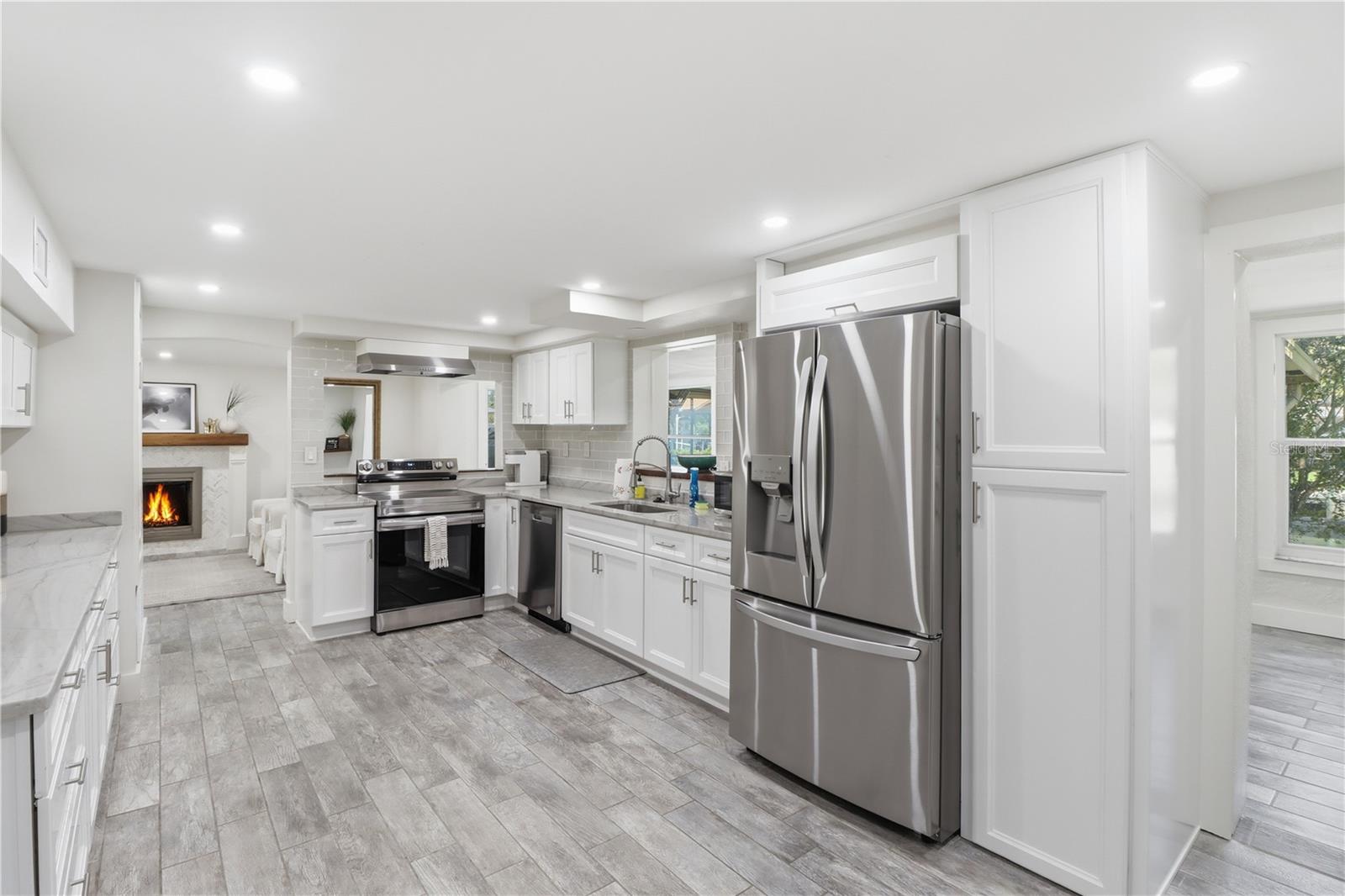 9235 W Harbor Isle Ct Property Photo 16