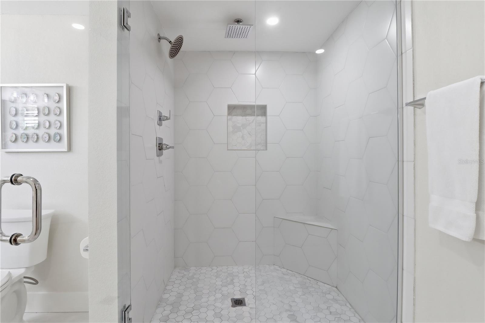9235 W Harbor Isle Ct Property Photo 28