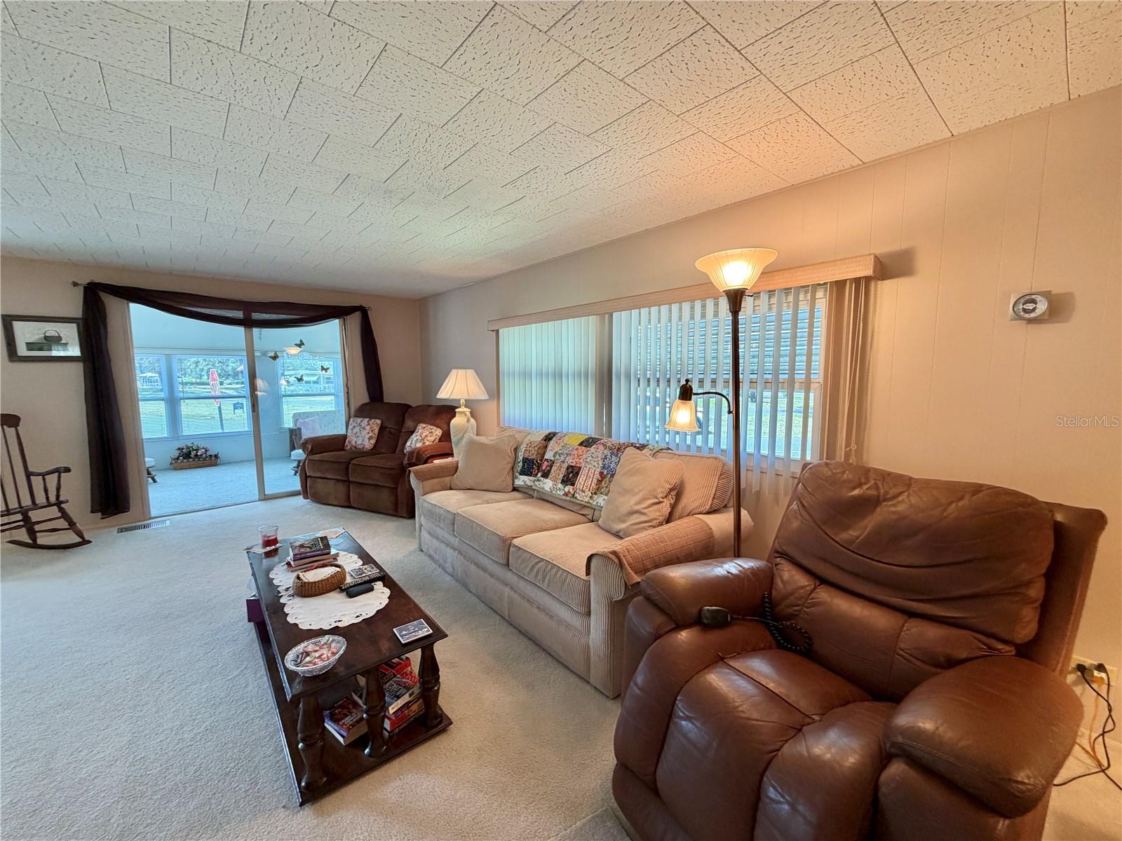 223 Hawthorne Blvd Property Photo 8