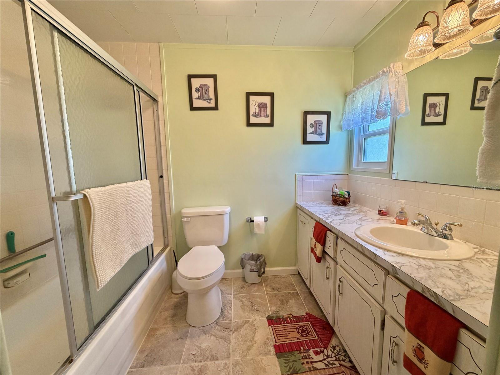 223 Hawthorne Blvd Property Photo 34