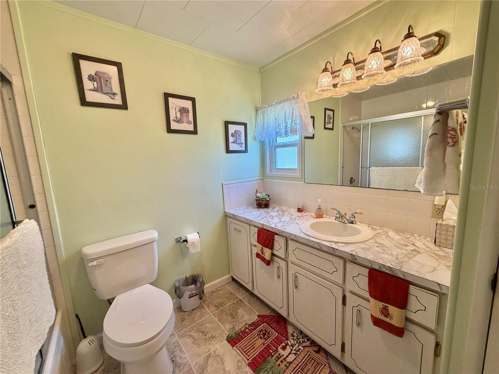 223 Hawthorne Blvd Property Photo 35