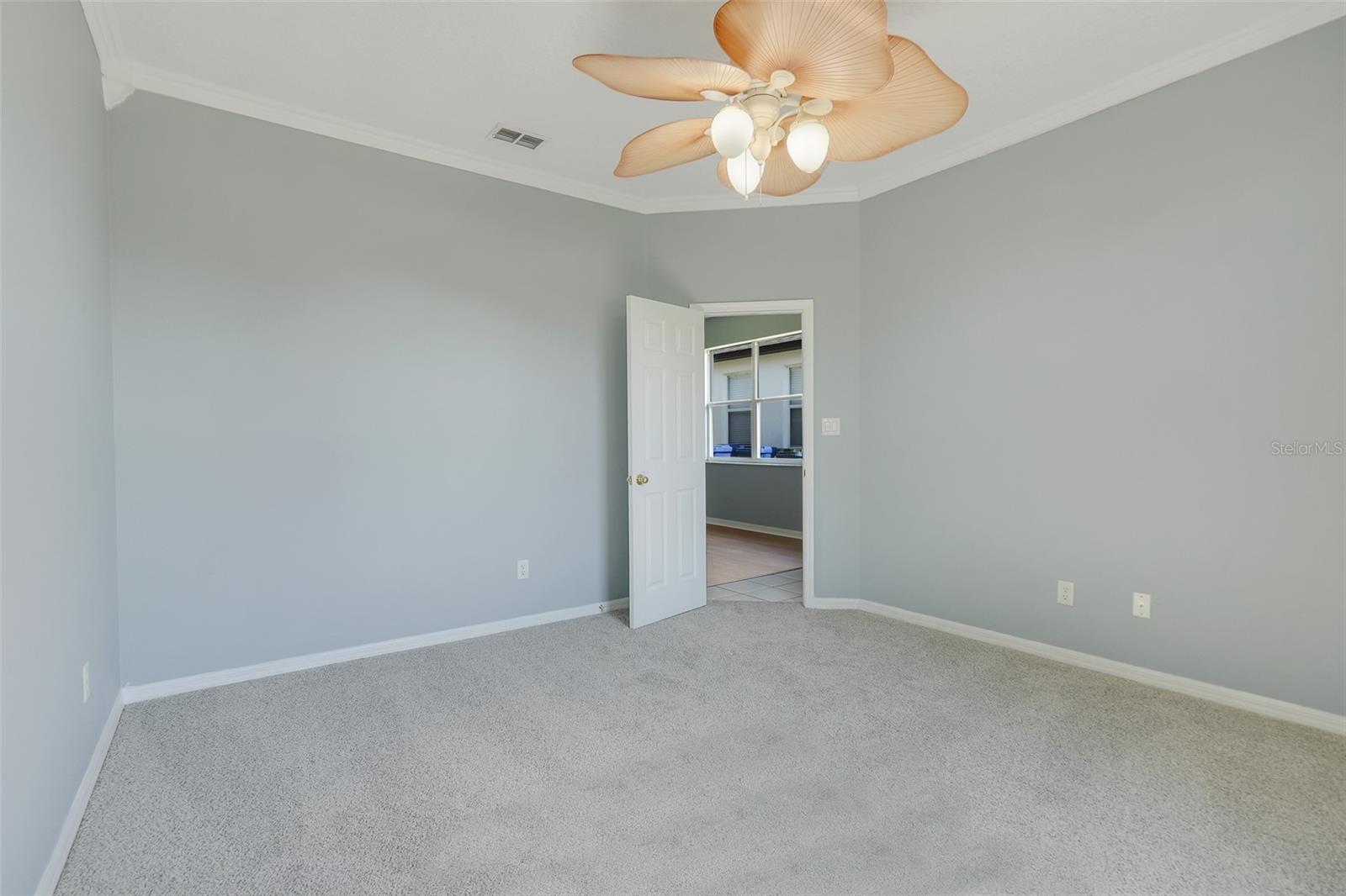 1141 Greenley Ave Property Photo 7