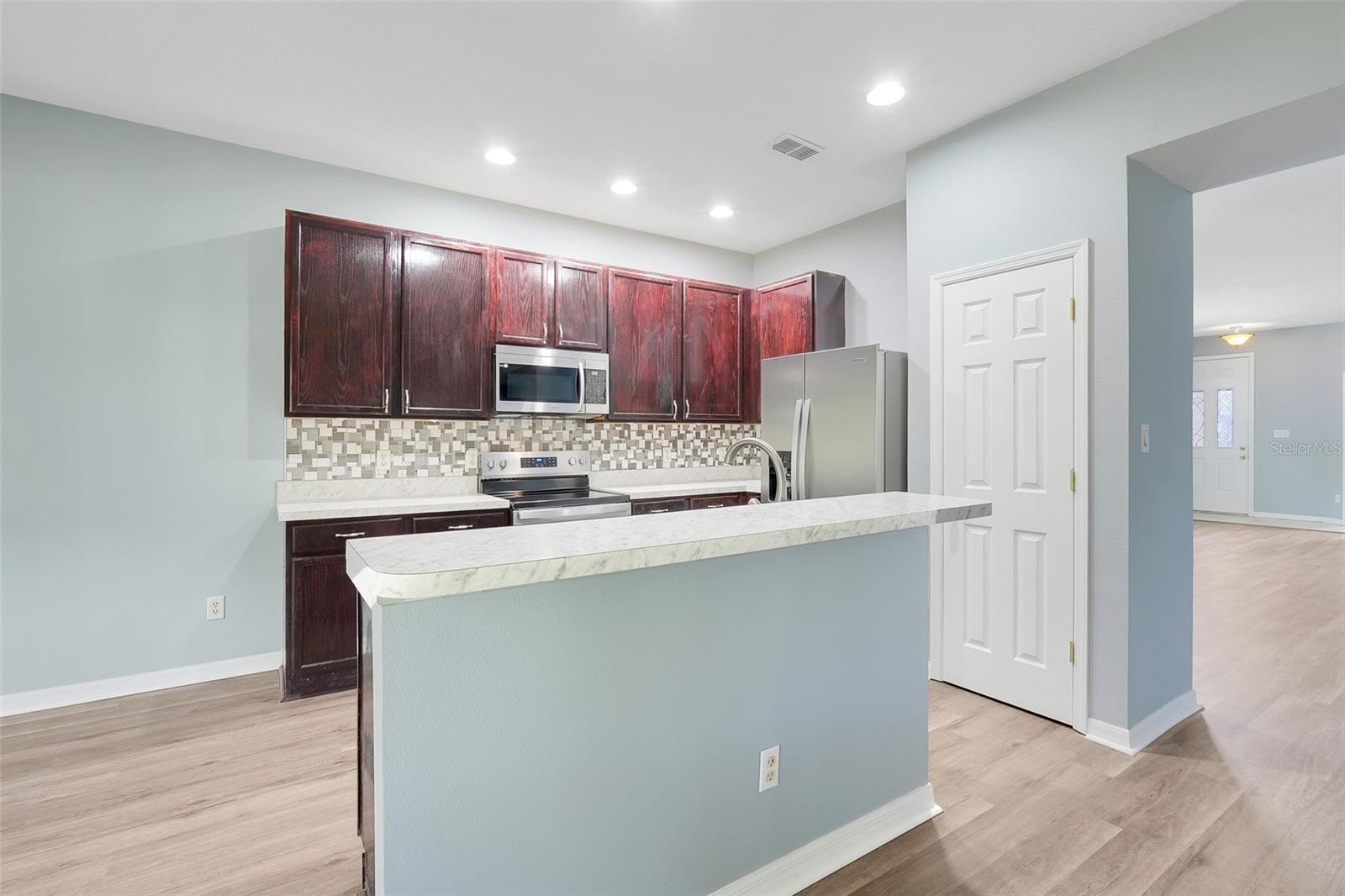 1141 Greenley Ave Property Photo 11