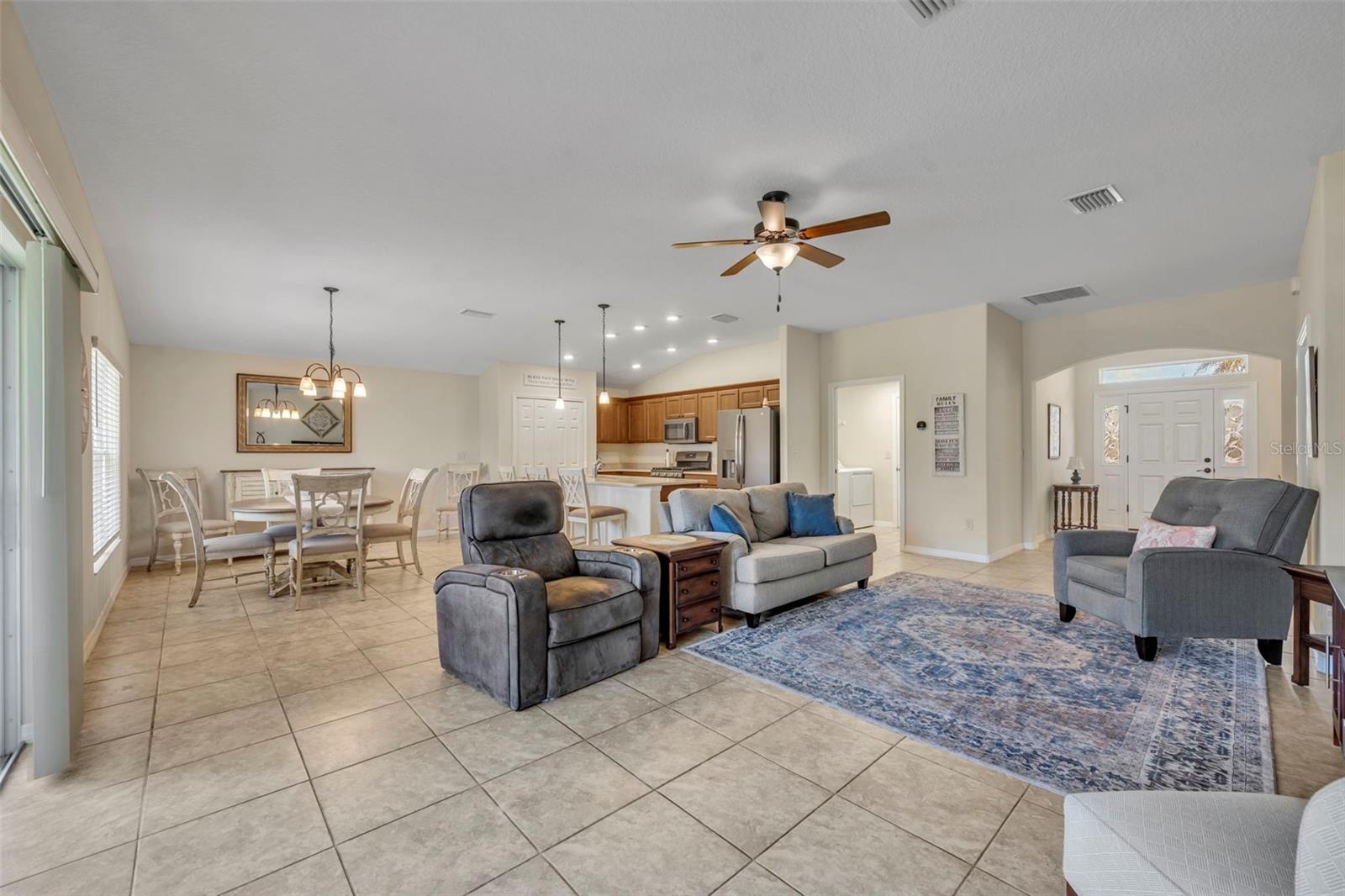 26669 Otter Creek Ln Property Photo 5