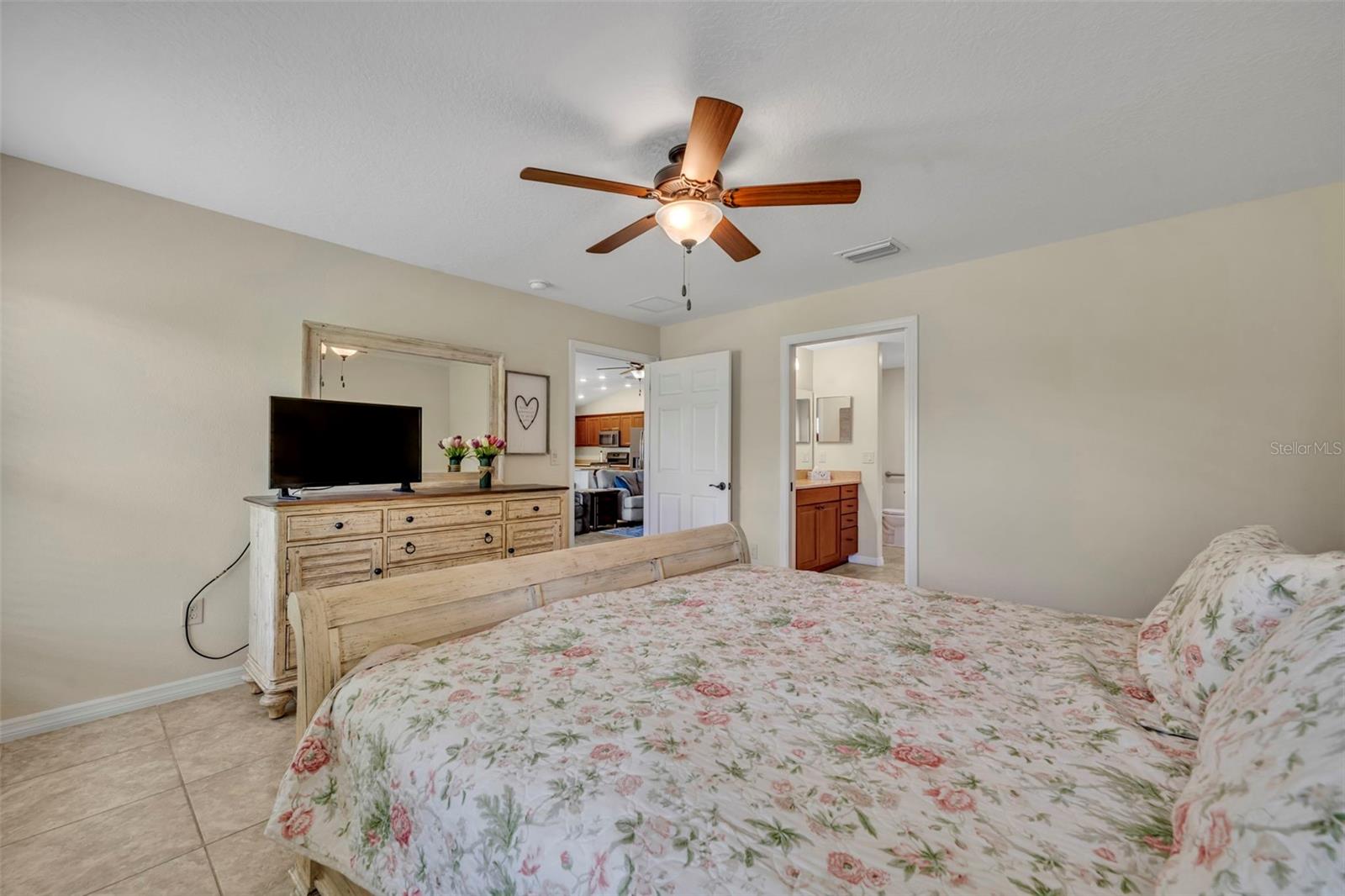 26669 Otter Creek Ln Property Photo 20