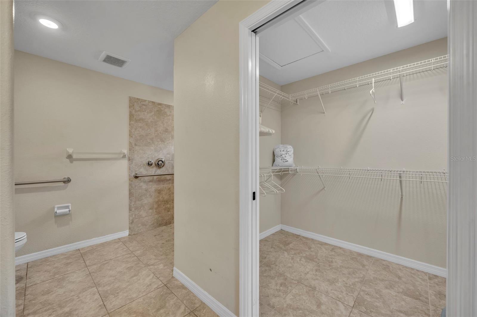 26669 Otter Creek Ln Property Photo 23