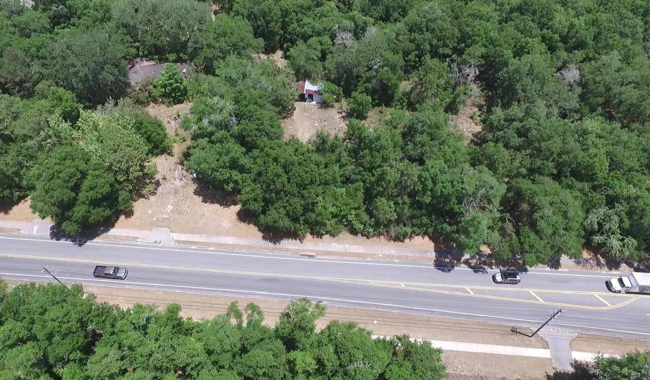 451 Rolling Acres Rd Property Photo 3