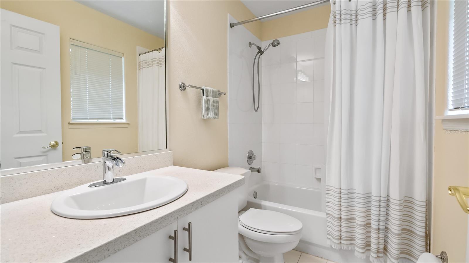 693 Stonefield Loop Property Photo 25