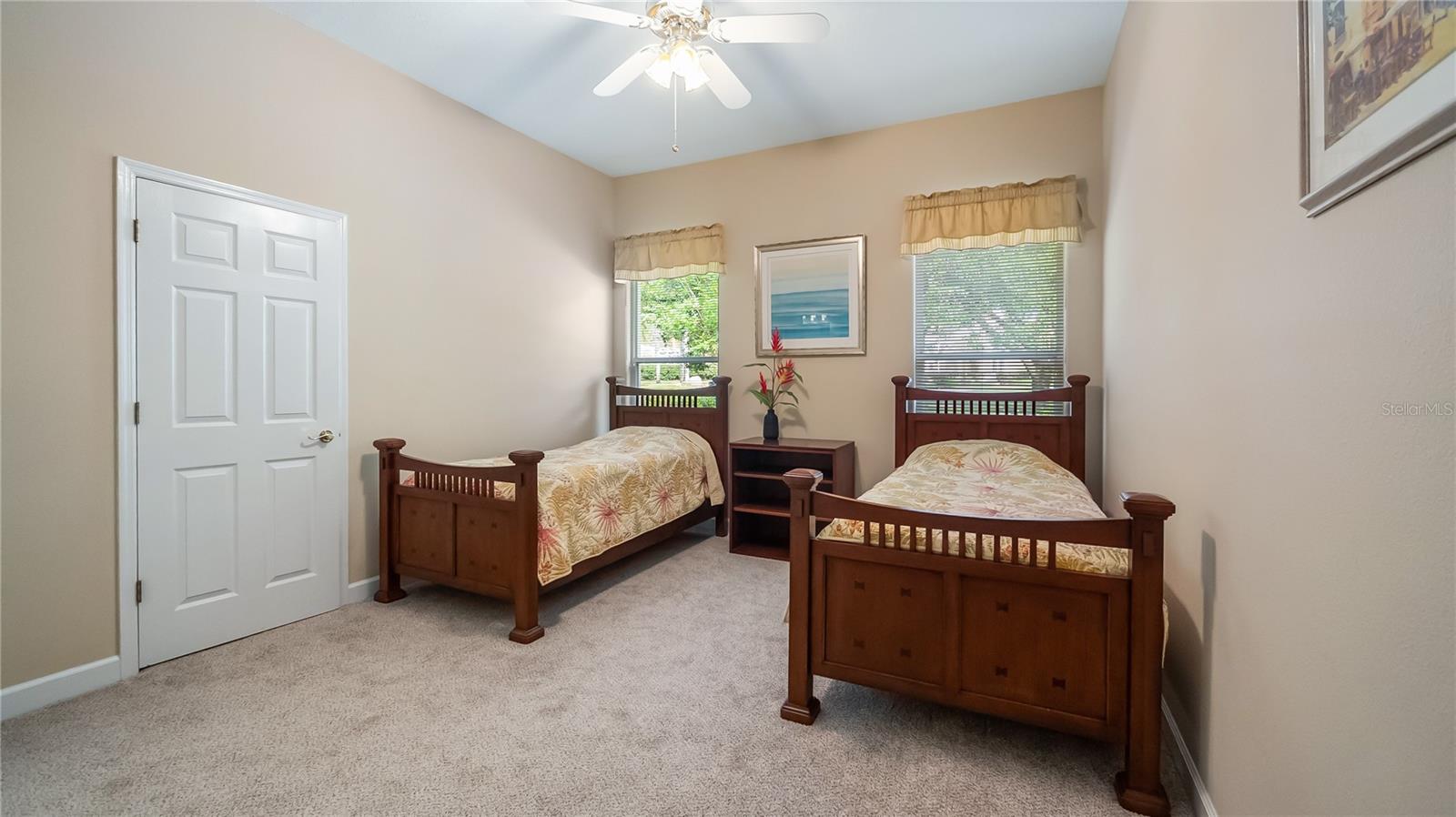 693 Stonefield Loop Property Photo 36