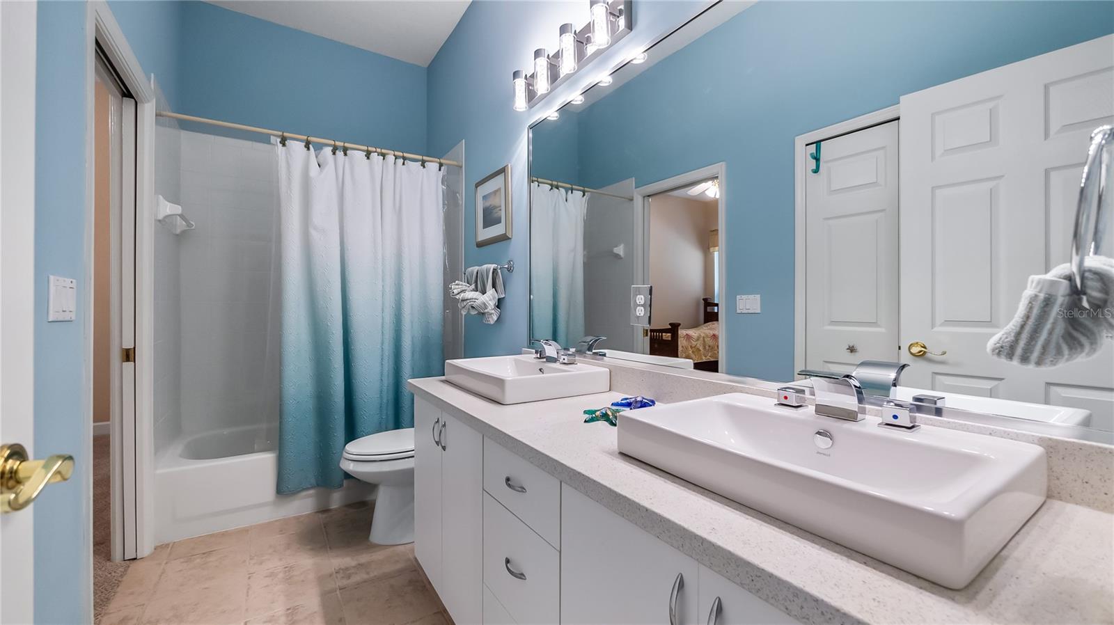 693 Stonefield Loop Property Photo 38