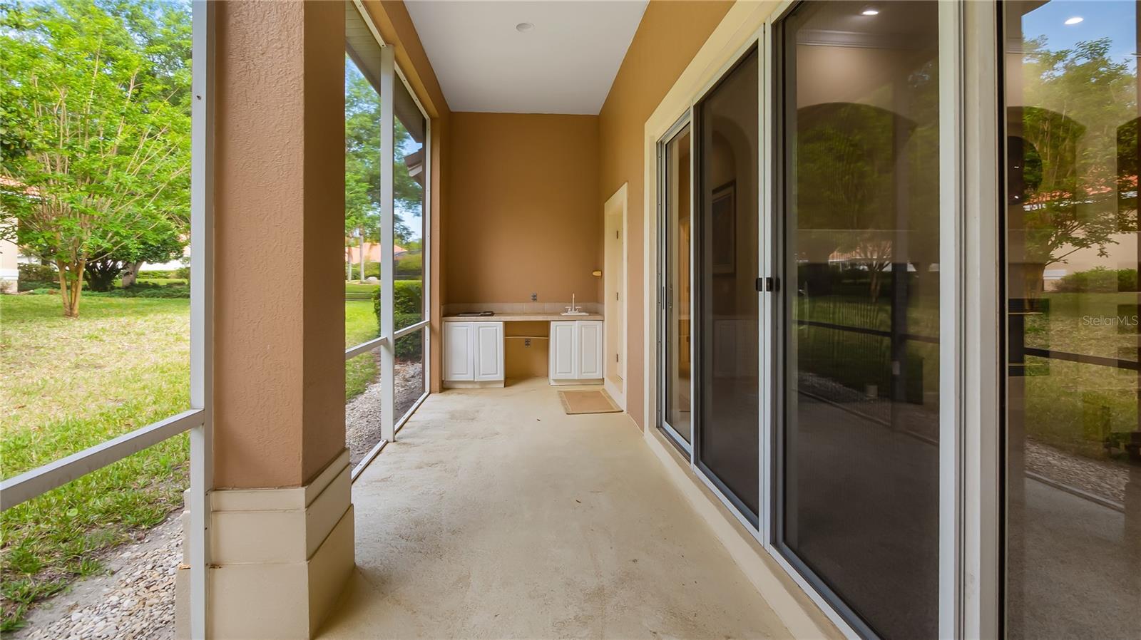 693 Stonefield Loop Property Photo 49