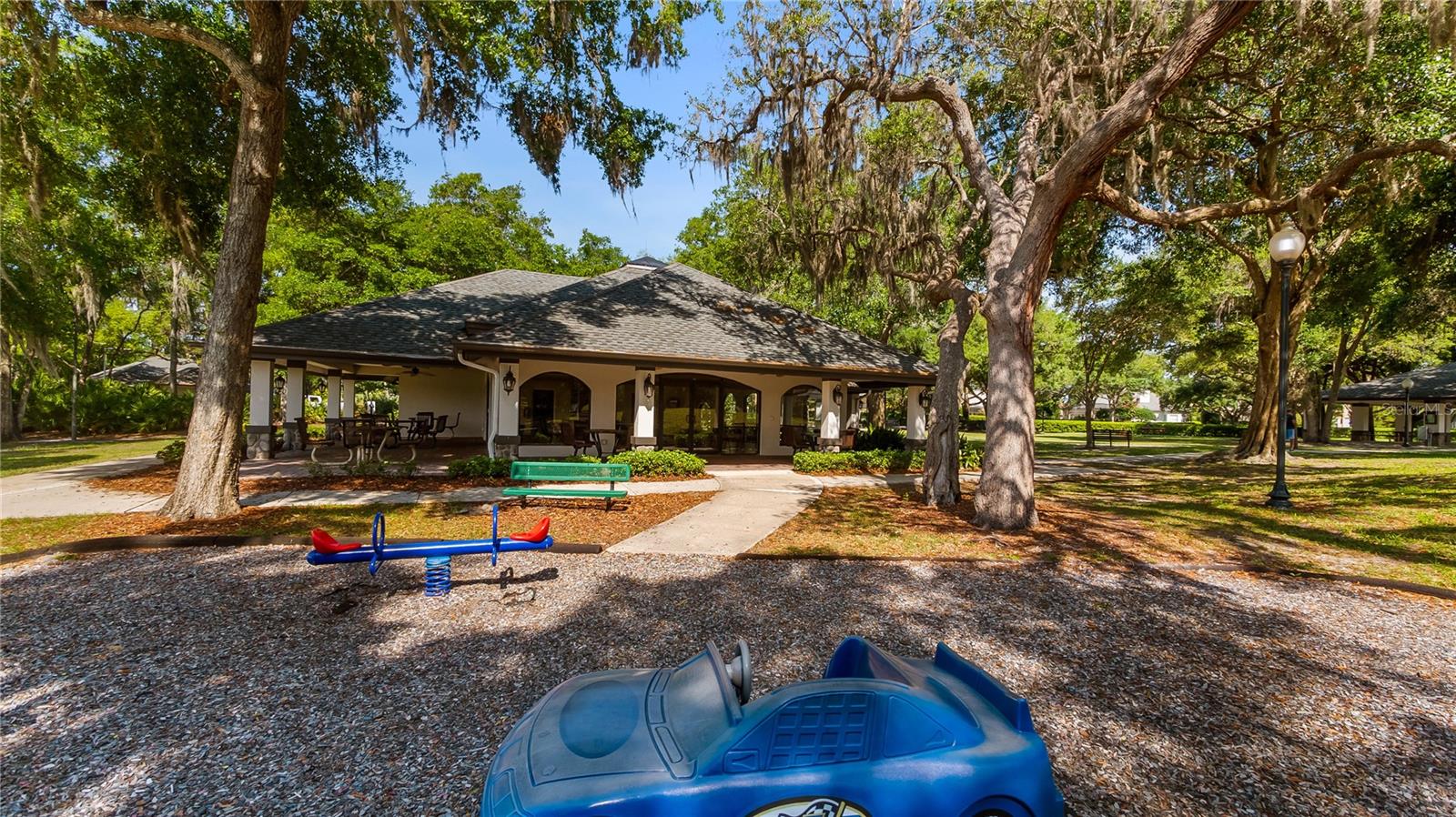 693 Stonefield Loop Property Photo 63