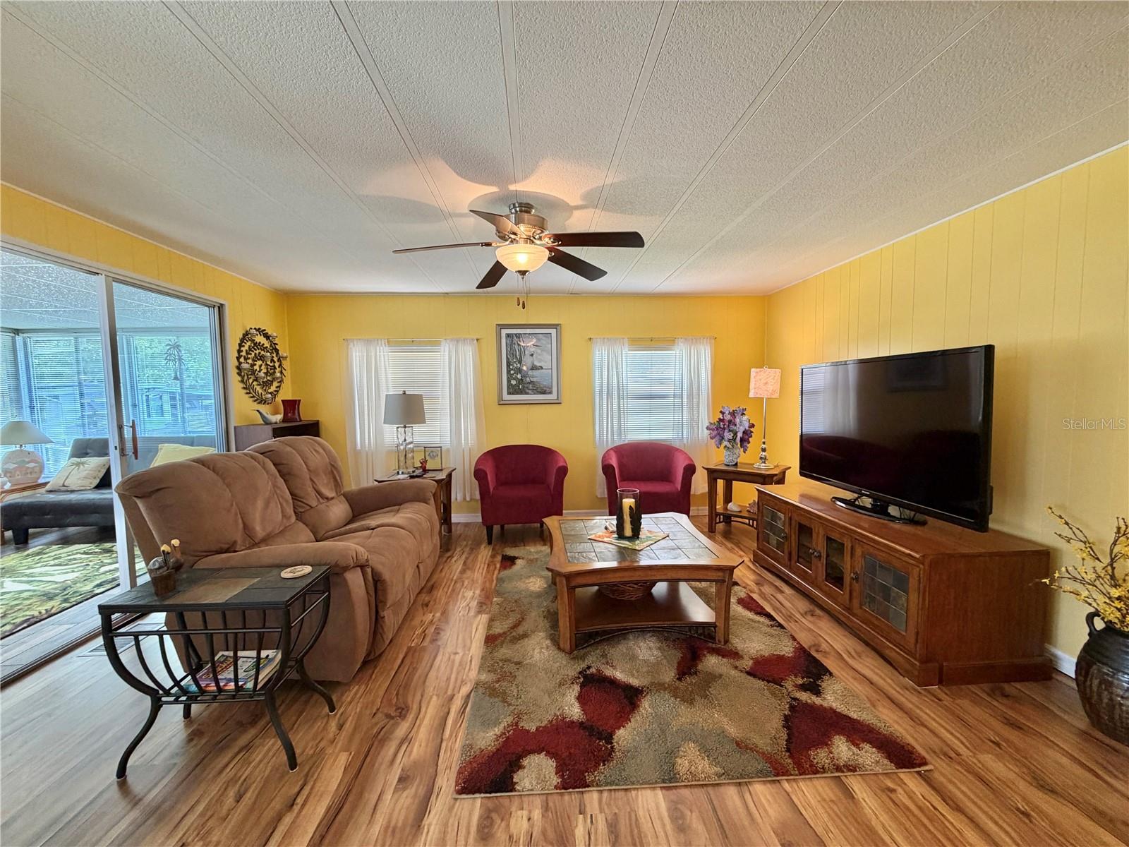 126 Chestnut St Property Photo 2