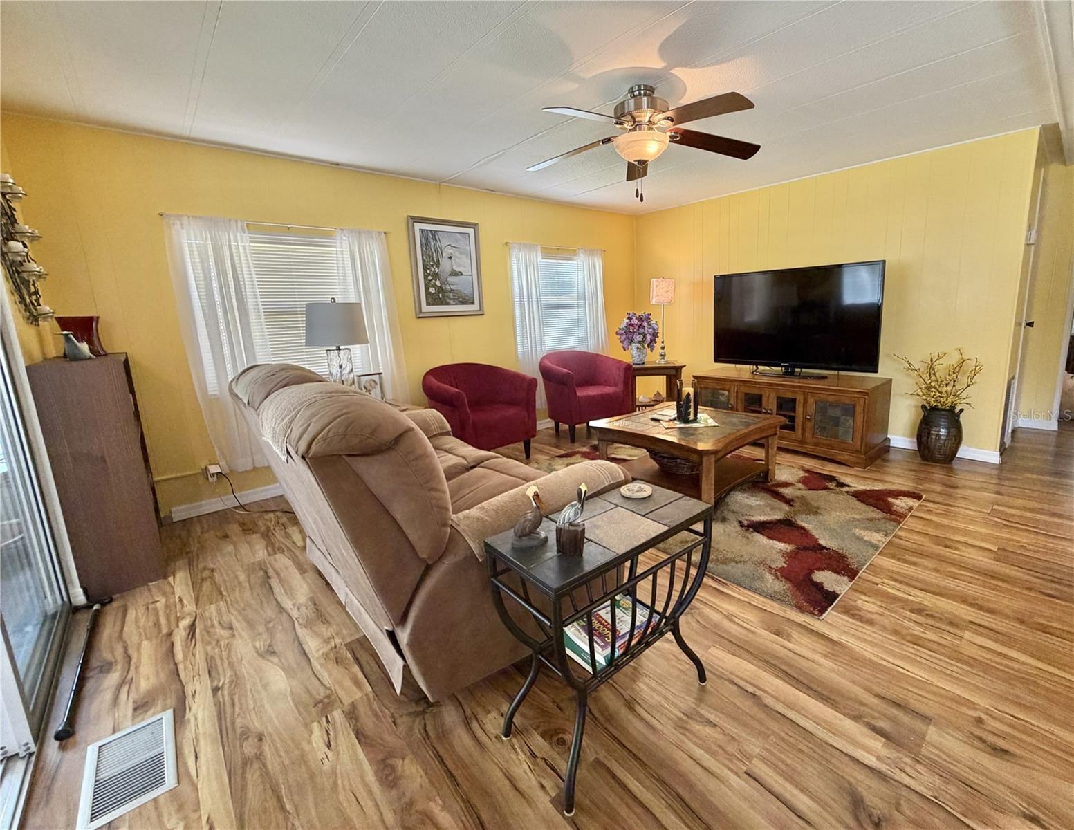 126 Chestnut St Property Photo 11