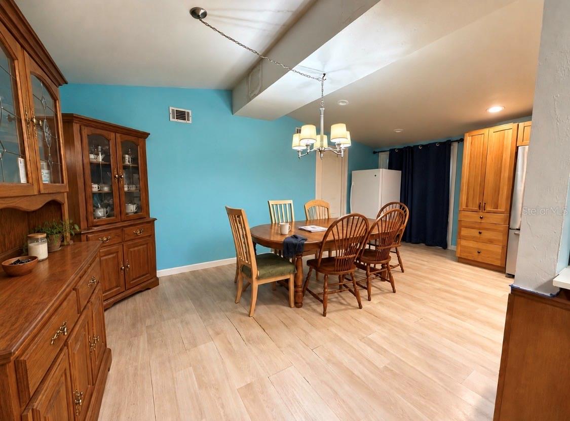 26106 Fishermans Rd Property Photo 5