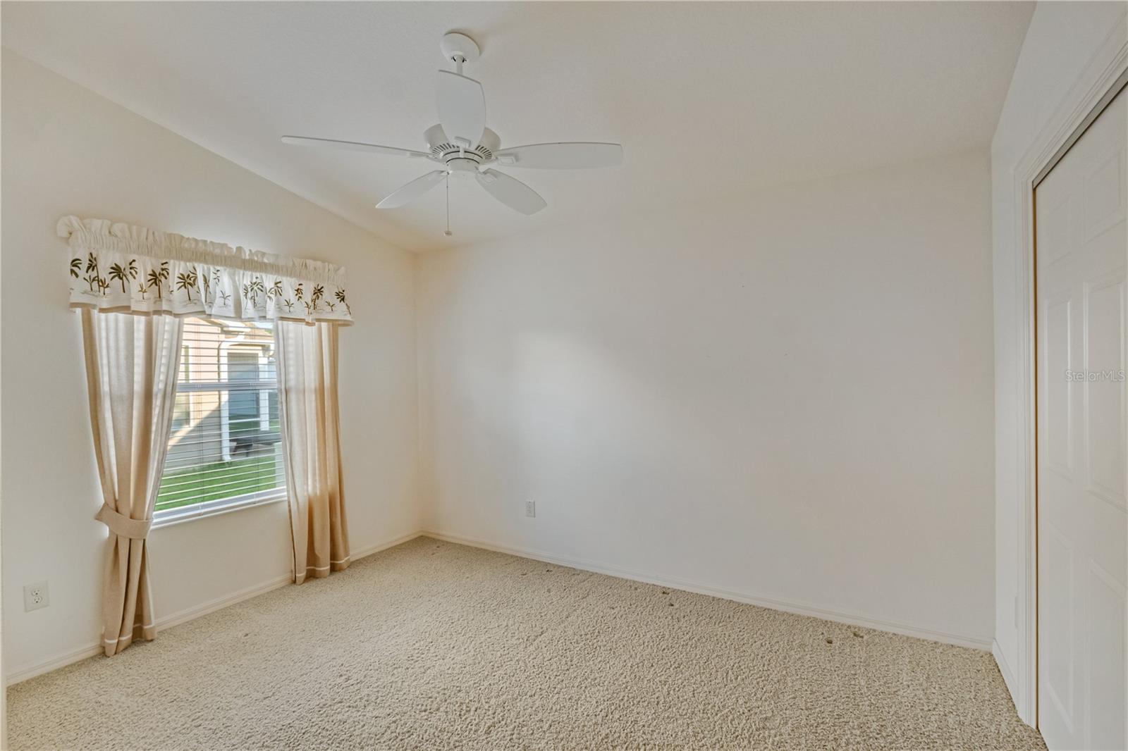 1806 Queensbury Ter Property Photo 21