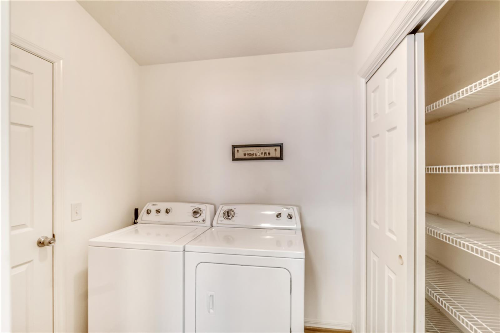1806 Queensbury Ter Property Photo 24