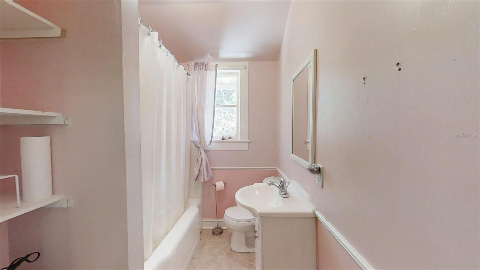 805 E Fort King St Property Photo 13