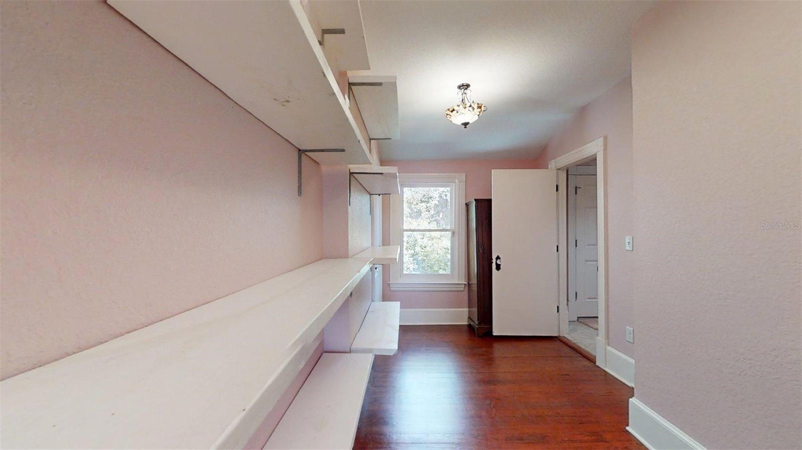 805 E Fort King St Property Photo 14
