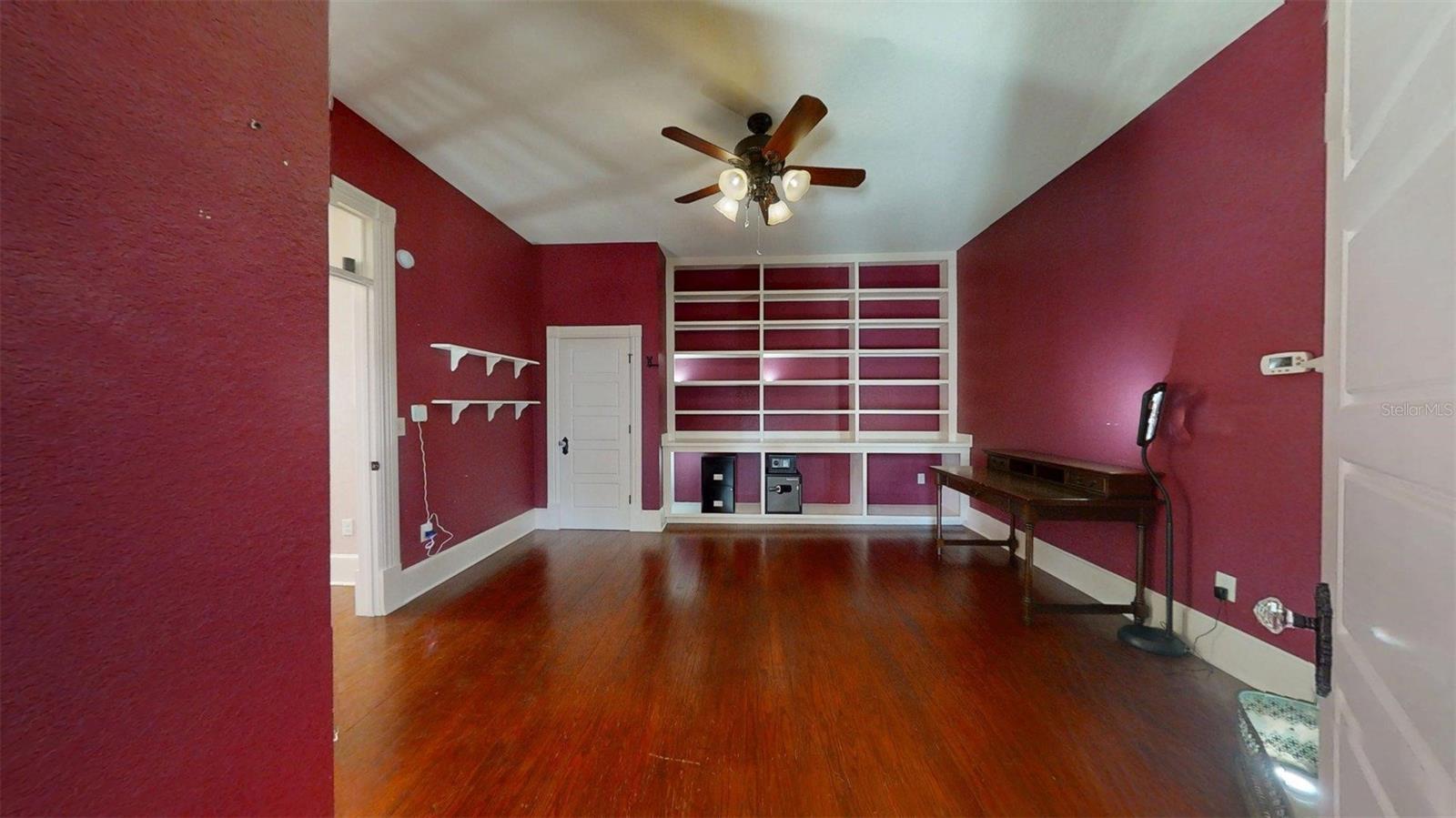 805 E Fort King St Property Photo 28