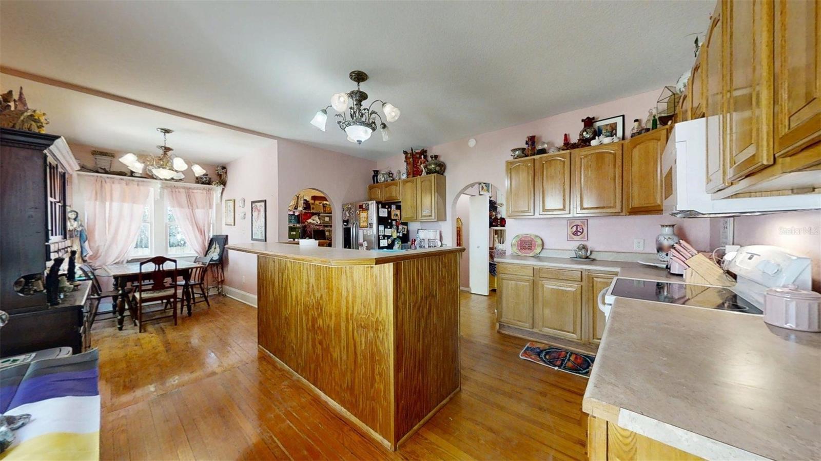805 E Fort King St Property Photo 67
