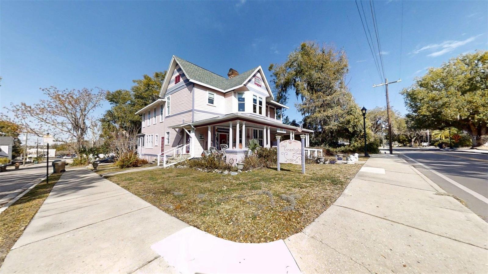 805 E Fort King St Property Photo 73