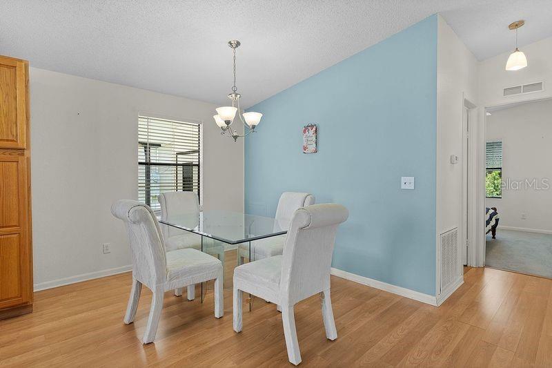 1709 E Schwartz Blvd Property Photo 6