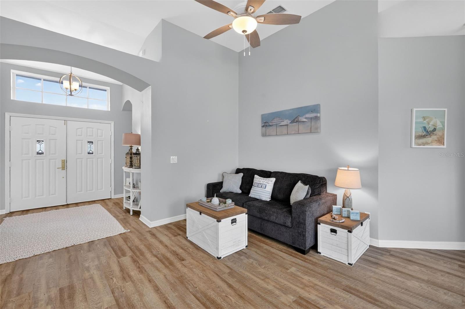 8011 Pine Hollow Dr Property Photo 23