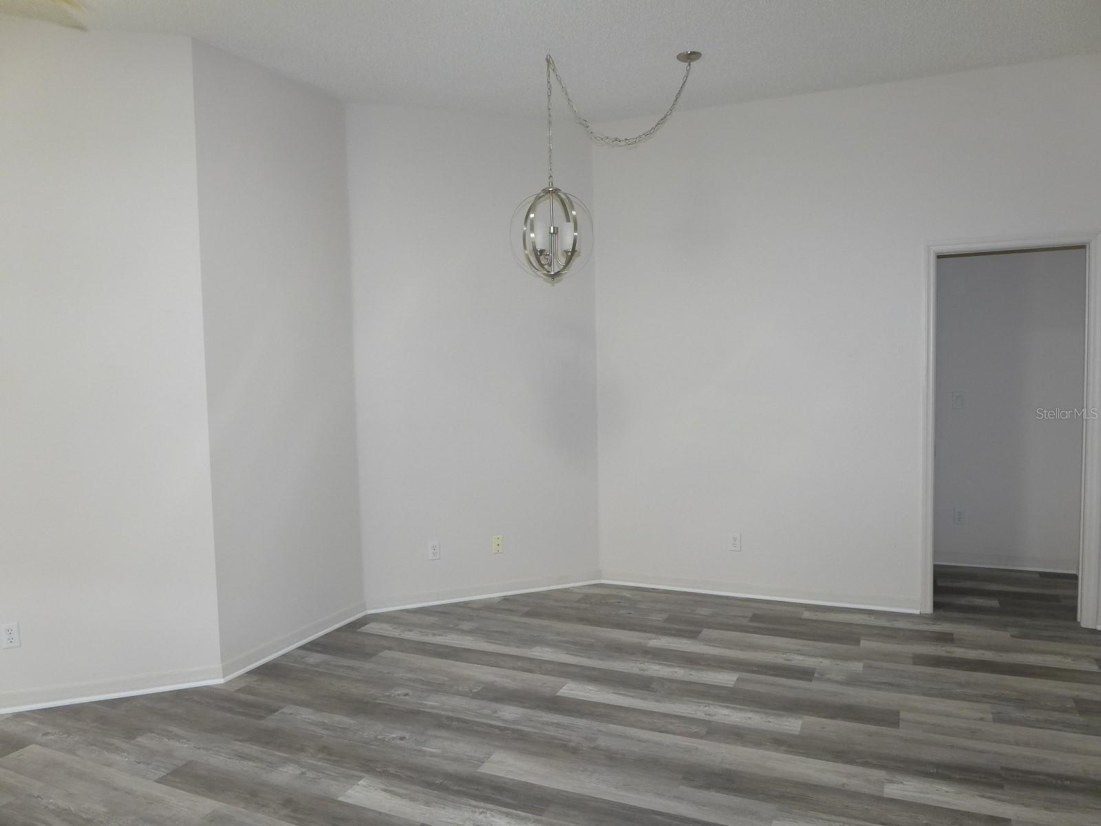 21721 King Richards Way Property Photo 6