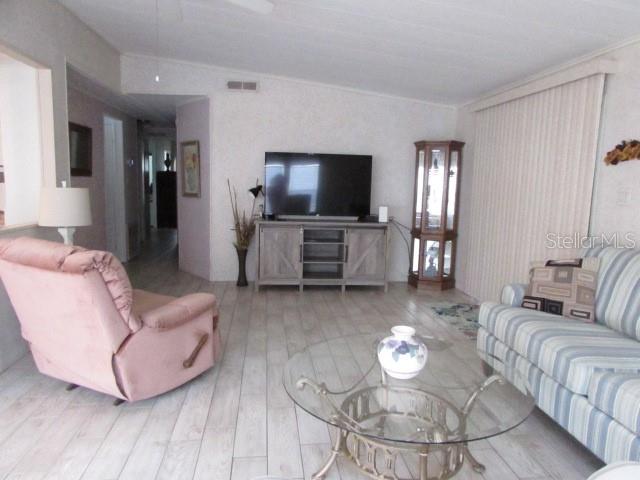 1014 Dustin Dr Property Photo 6