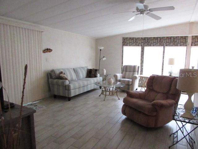 1014 Dustin Dr Property Photo 7