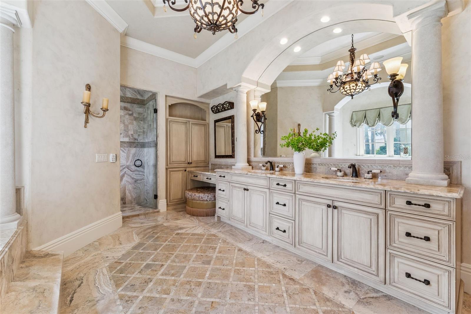 9225 Bevington Ln Property Photo 25