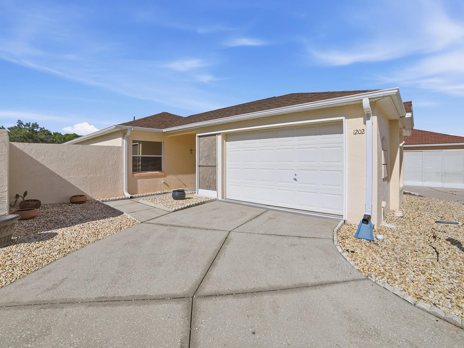 1202 FERNANDO LN Property Photo 1