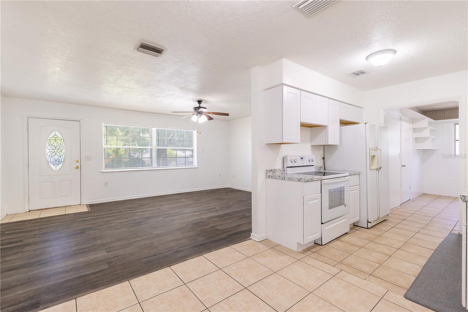 18 N Harrison St Property Photo 2