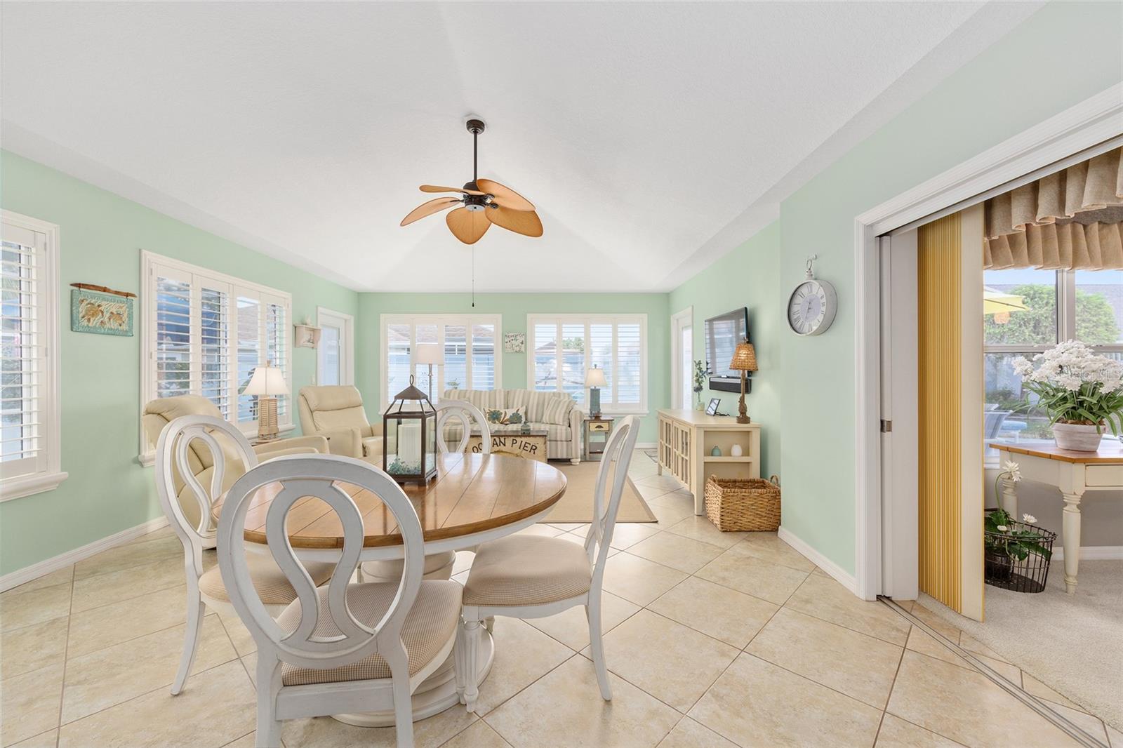 1678 Govan Pl Property Photo 32