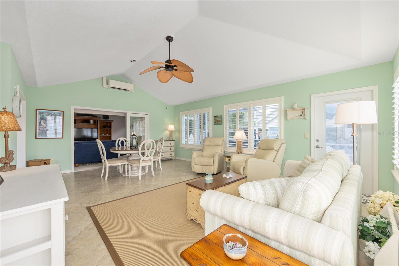 1678 Govan Pl Property Photo 37