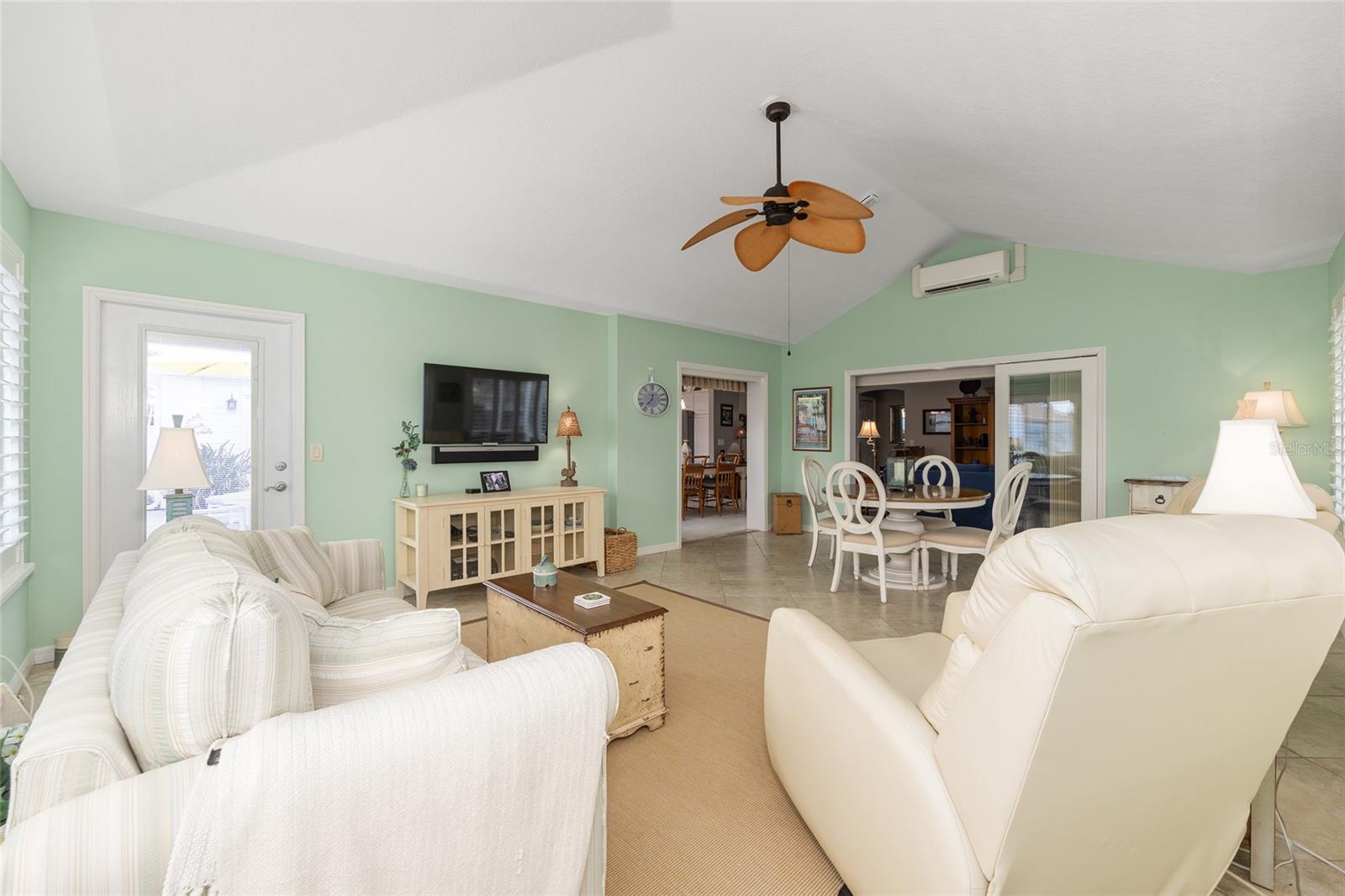 1678 Govan Pl Property Photo 38