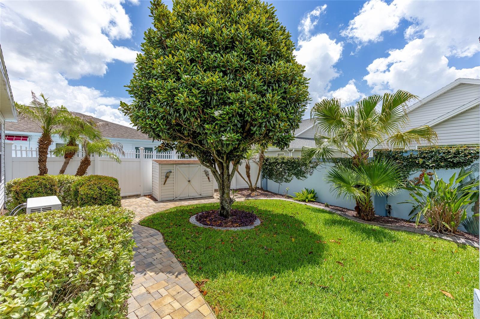 1678 Govan Pl Property Photo 44