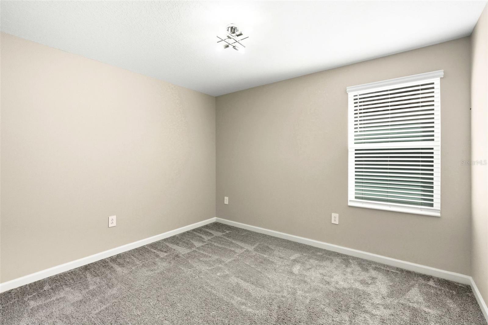 724 Daring Dr Property Photo 14
