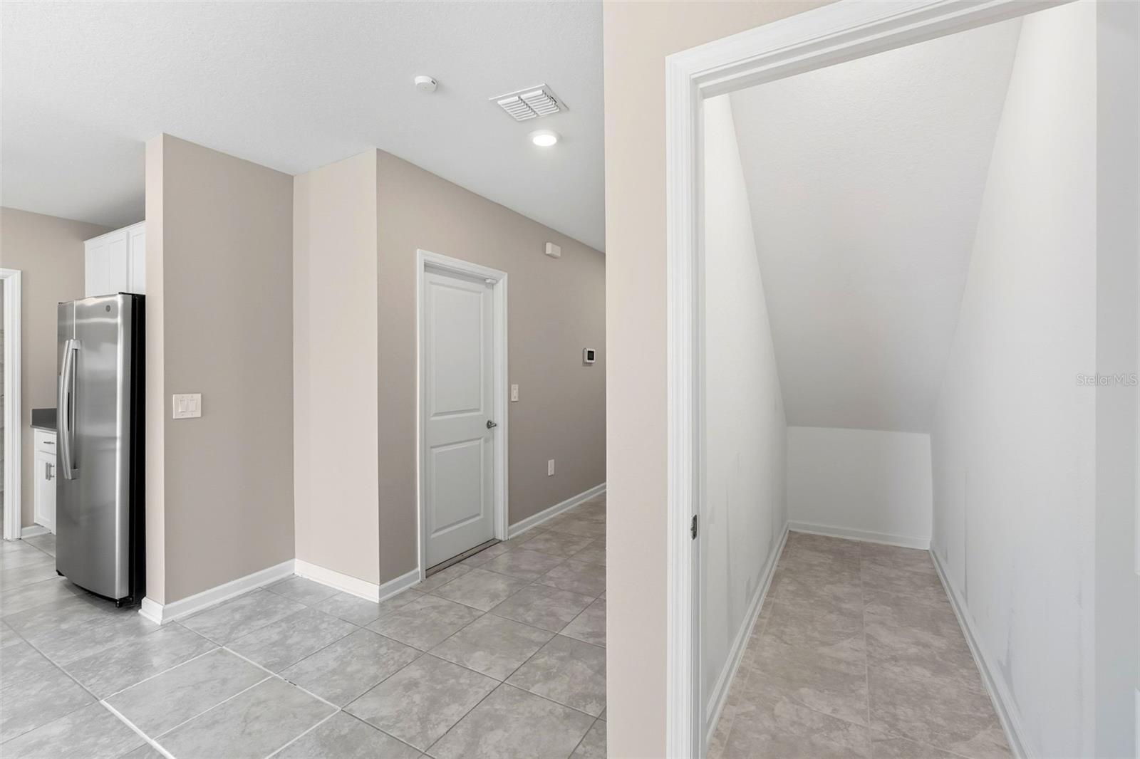 724 Daring Dr Property Photo 16