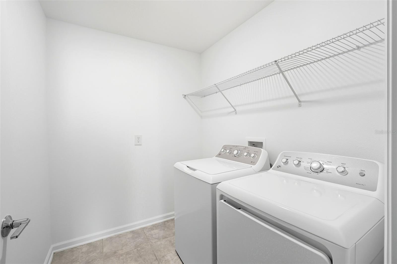 724 Daring Dr Property Photo 19