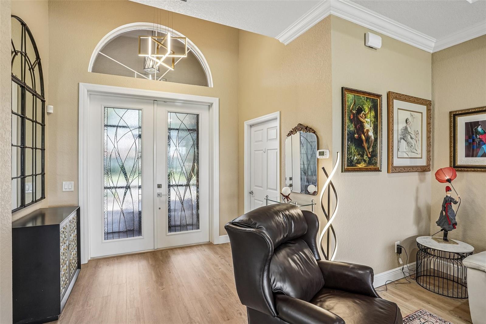 10199 Mainsail Dr Property Photo 6